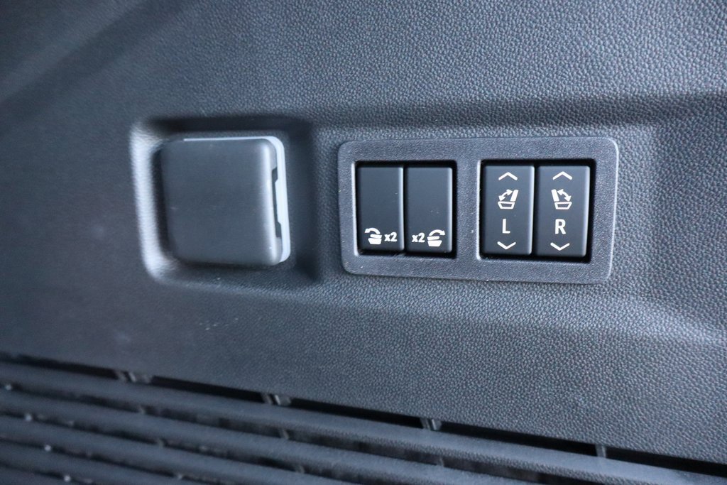 New 2026 Chevrolet Tahoe High Country image 30