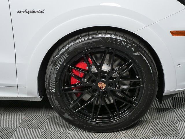 New 2026 Porsche Cayenne S image 39