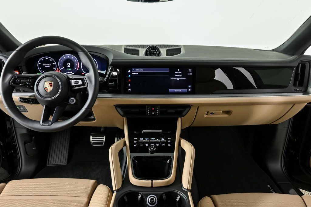 New 2025 Porsche Cayenne S image 19