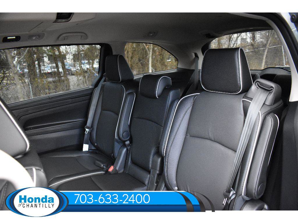 New 2026 Honda Odyssey Touring image 28