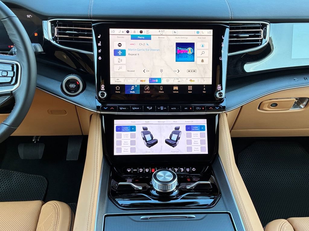 New 2026 Jeep Grand Wagoneer Summit AWD/4WD image 3