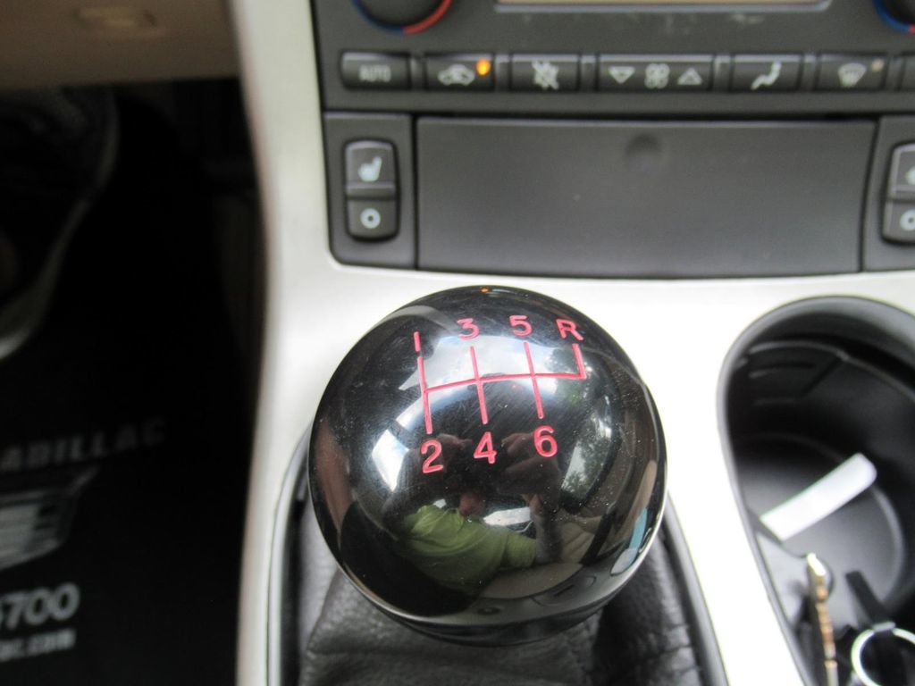Used 2005 Chevrolet Corvette Convertible w/ Preferred Equipment Group RWD image 22