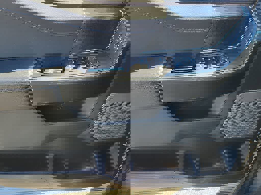 Certified 2023 Ford F150 XLT w/ Equipment Group 302A High image 19