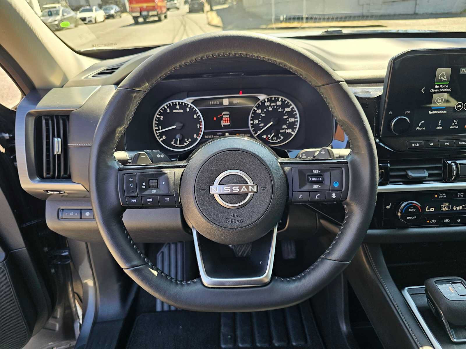 Used 2025 Nissan Pathfinder SL AWD/4WD image 25