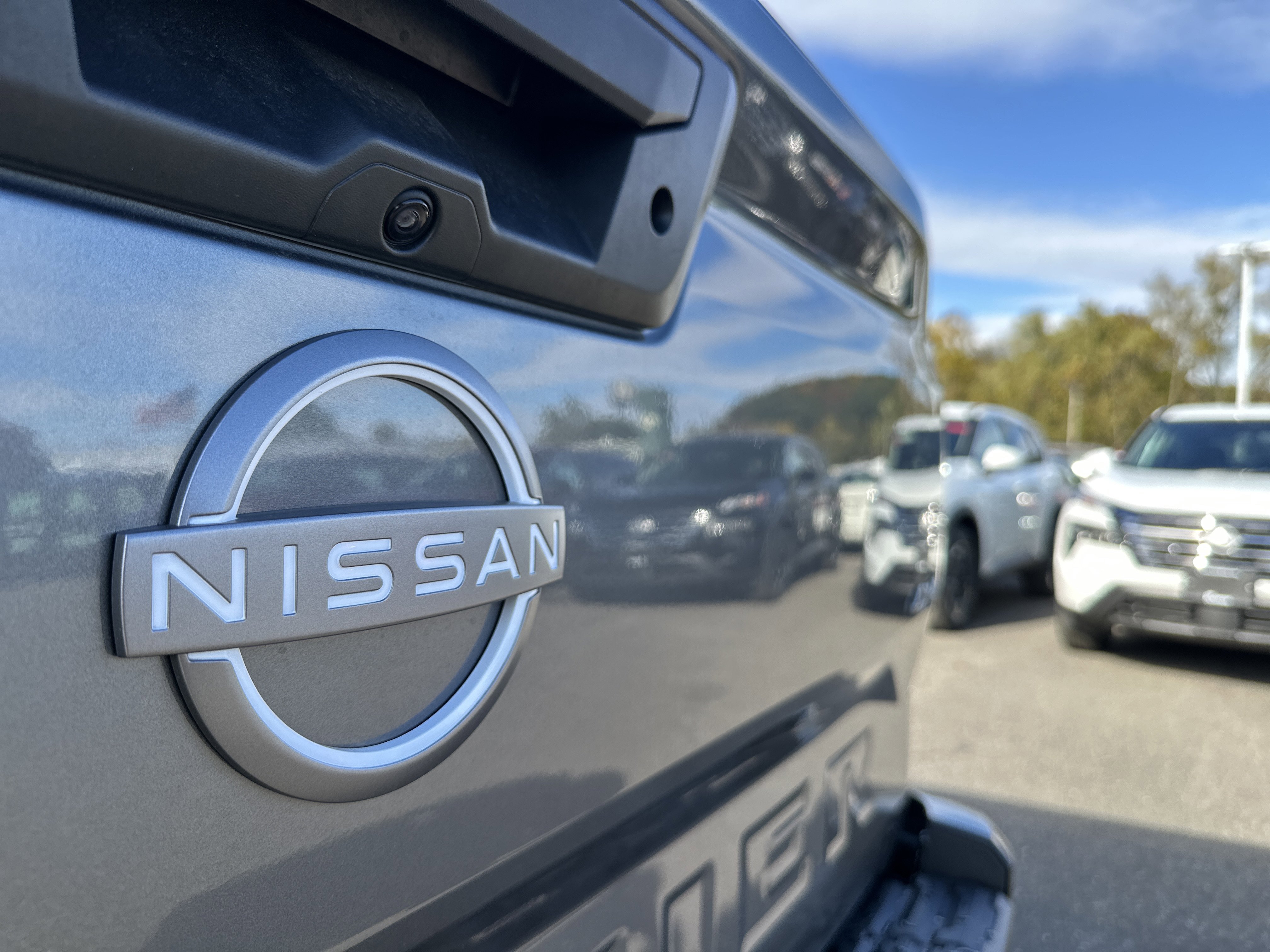 New 2026 Nissan Frontier S image 26