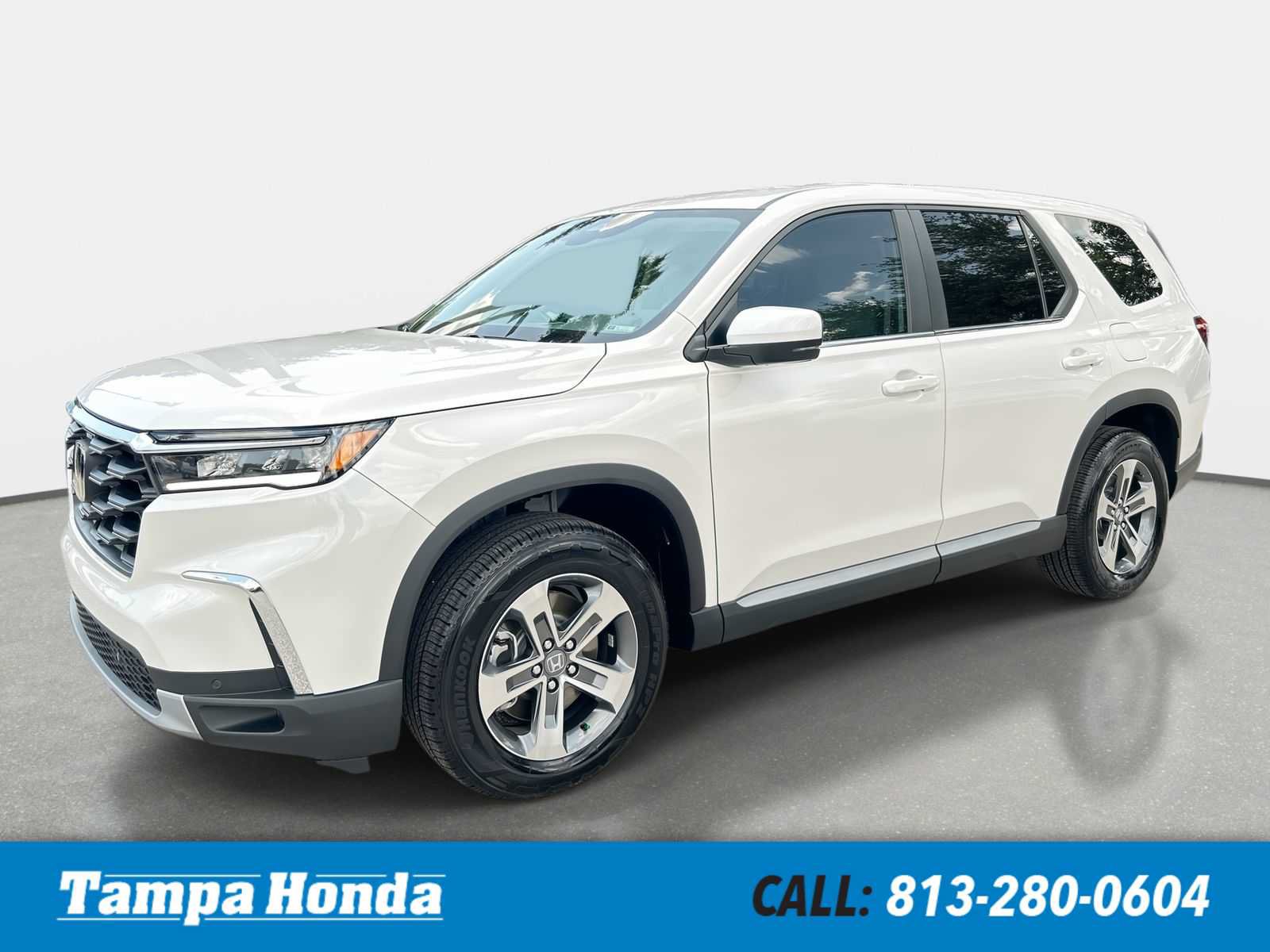 Used 2025 Honda Pilot EX-L image 1