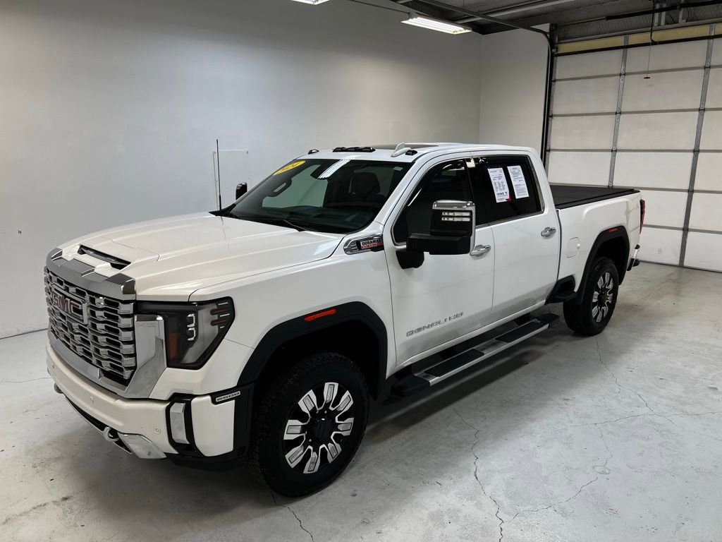 Used 2024 GMC Sierra 2500 Denali w/ Denali Reserve Package image 6
