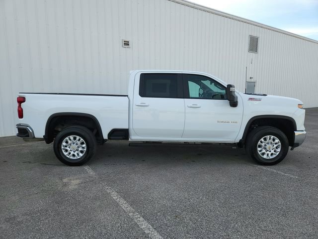 Used 2025 Chevrolet Silverado 2500 LT w/ Safety Package AWD/4WD image 8