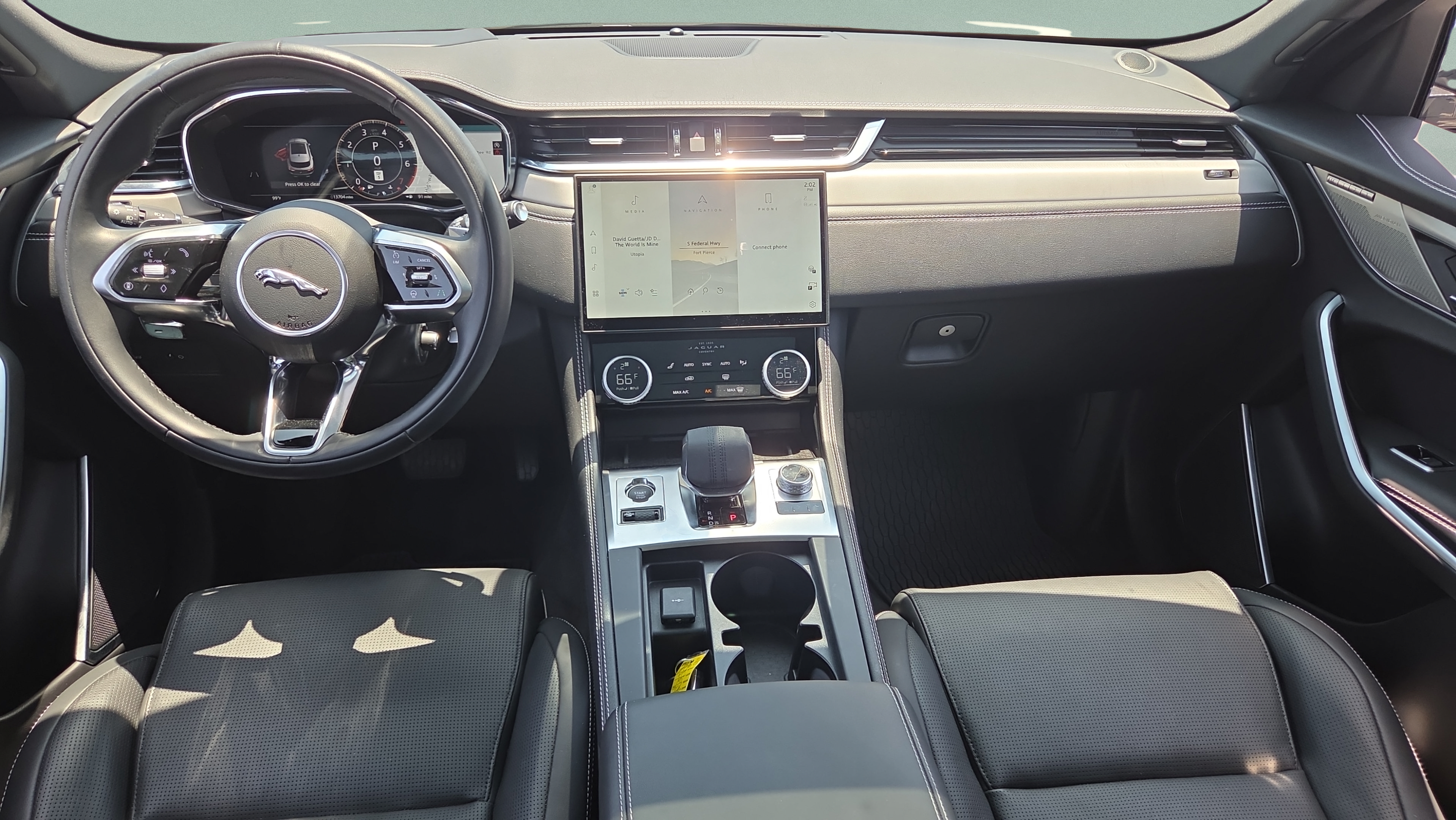 Used 2026 Jaguar F-PACE R-Dynamic S AWD/4WD image 13