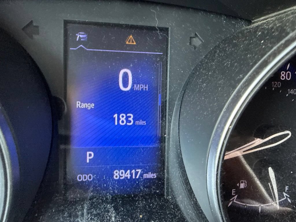 Used 2018 Toyota C-HR XLE FWD image 11