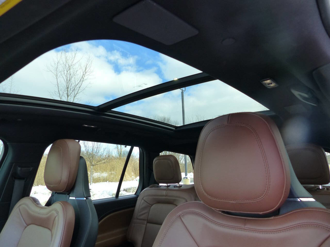 Used 2024 Lincoln Aviator Reserve w/ Equipment Group 201A image 38