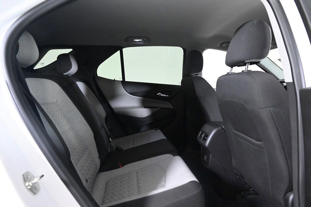 Used 2024 Chevrolet Equinox LS w/ LS Convenience Package FWD image 17