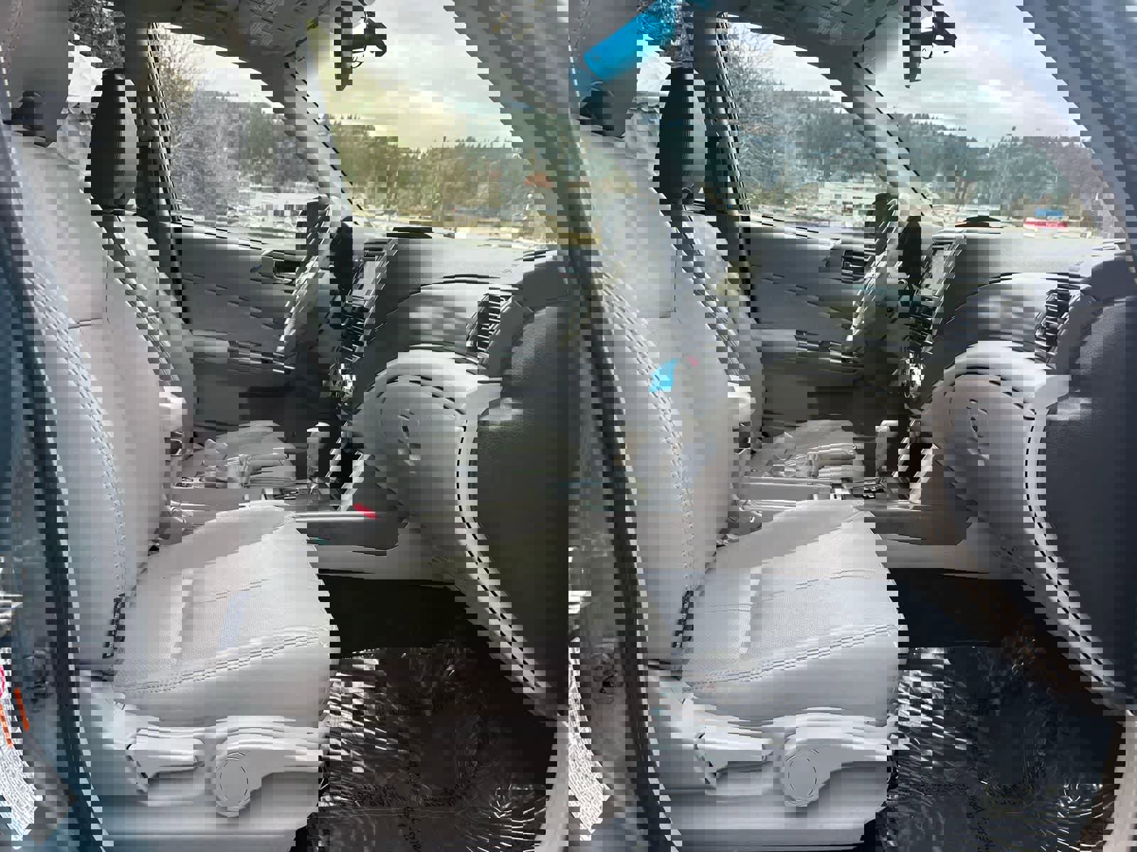 Used 2012 Subaru Forester 2.5X Limited image 13