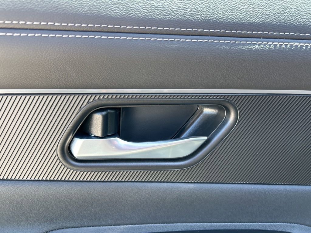 New 2025 Nissan Murano SV image 13