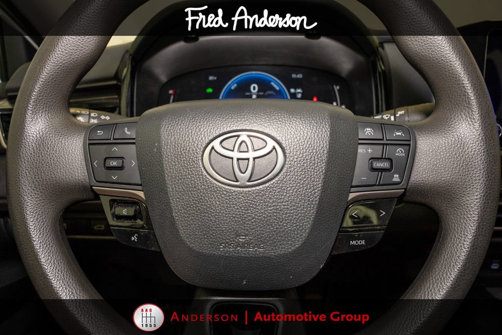 Used 2025 Toyota Camry LE w/ Convenience Package FWD image 18