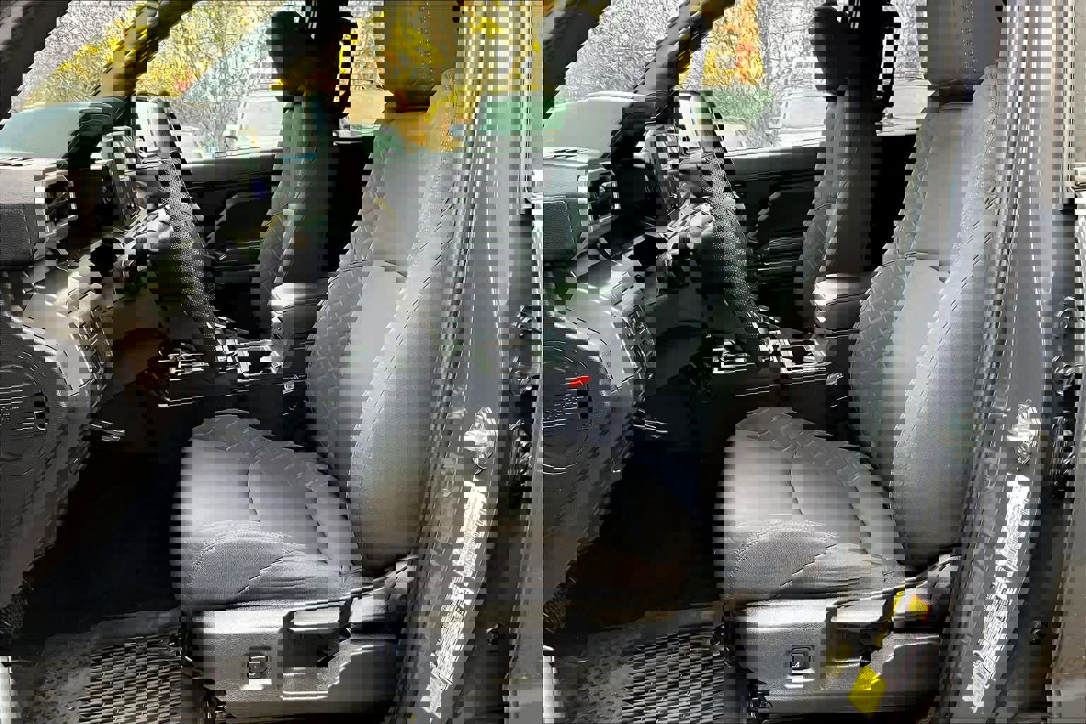 Certified 2024 Toyota Tacoma SR5 image 8