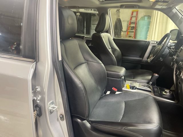 Used 2023 Toyota 4Runner Limited AWD/4WD image 25