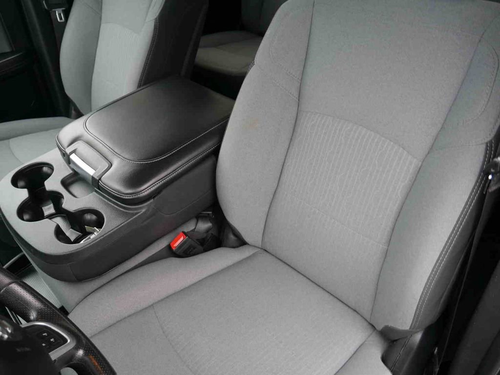 Used 2019 RAM 2500 Big Horn image 31