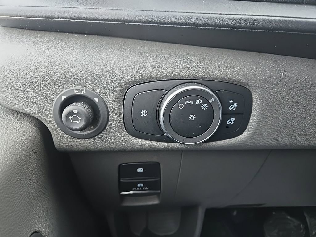 Used 2023 Ford Transit 350 XLT image 46