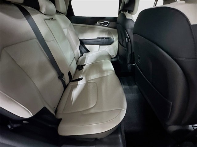 Used 2023 Kia Sportage EX image 29