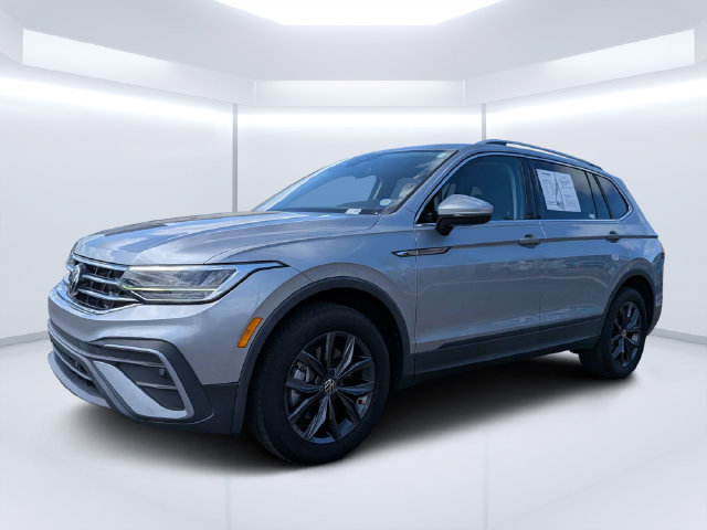 Used 2023 Volkswagen Tiguan SE FWD image 7