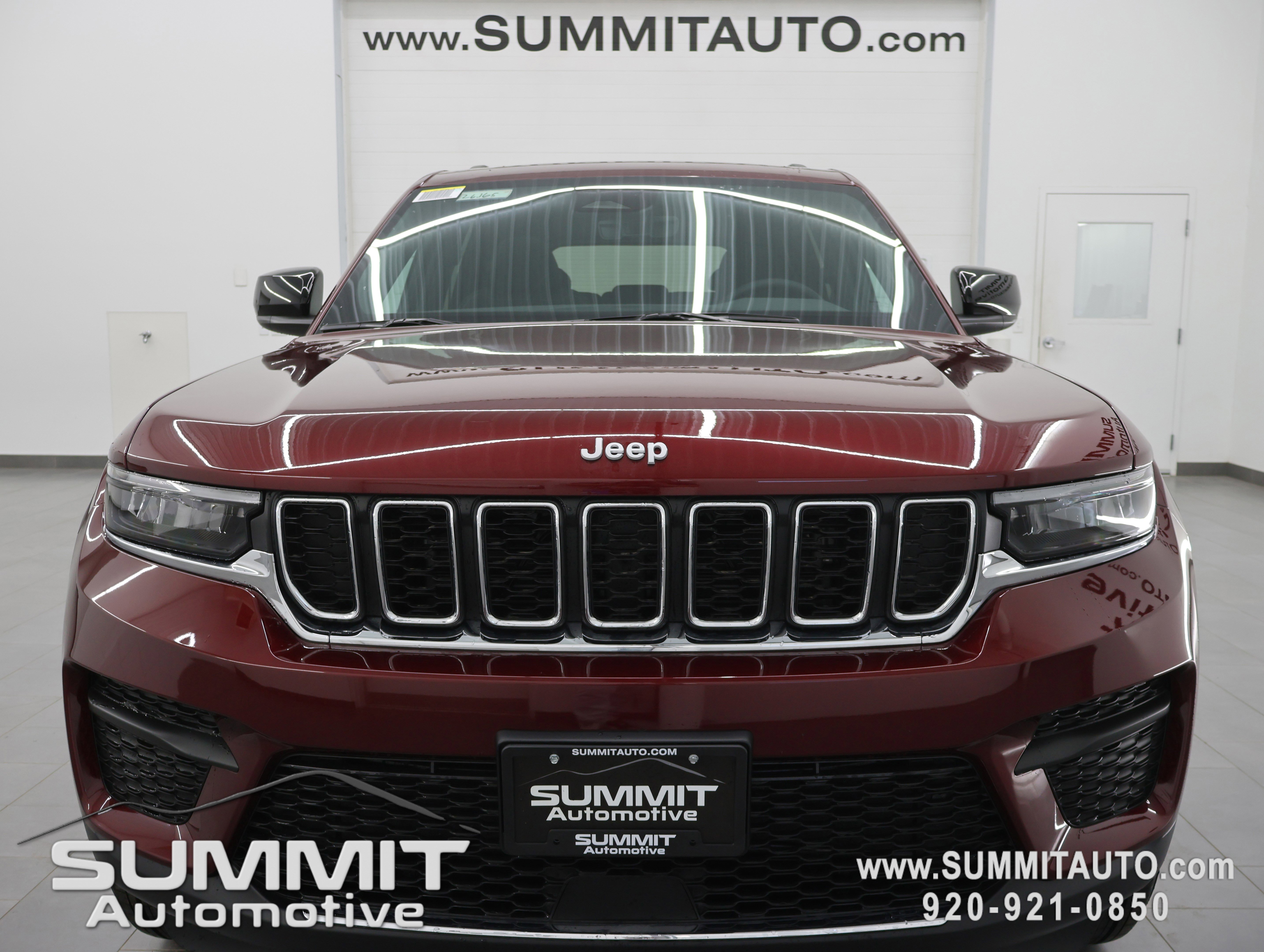 New 2026 Jeep Grand Cherokee Laredo X image 21
