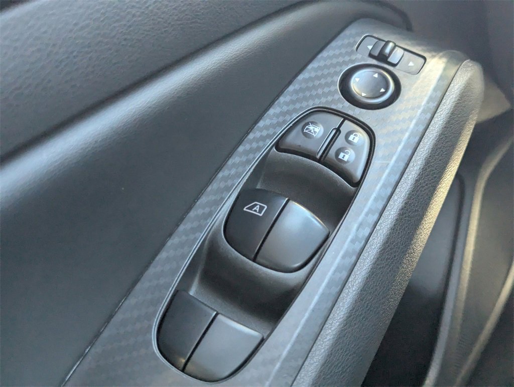 Used 2024 Nissan Altima 2.5 SV image 15