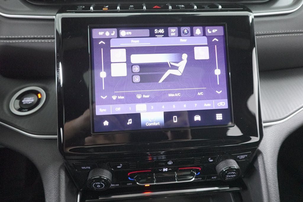 Certified 2025 Jeep Grand Cherokee L Laredo w/ Luxury Tech Group I AWD/4WD image 23