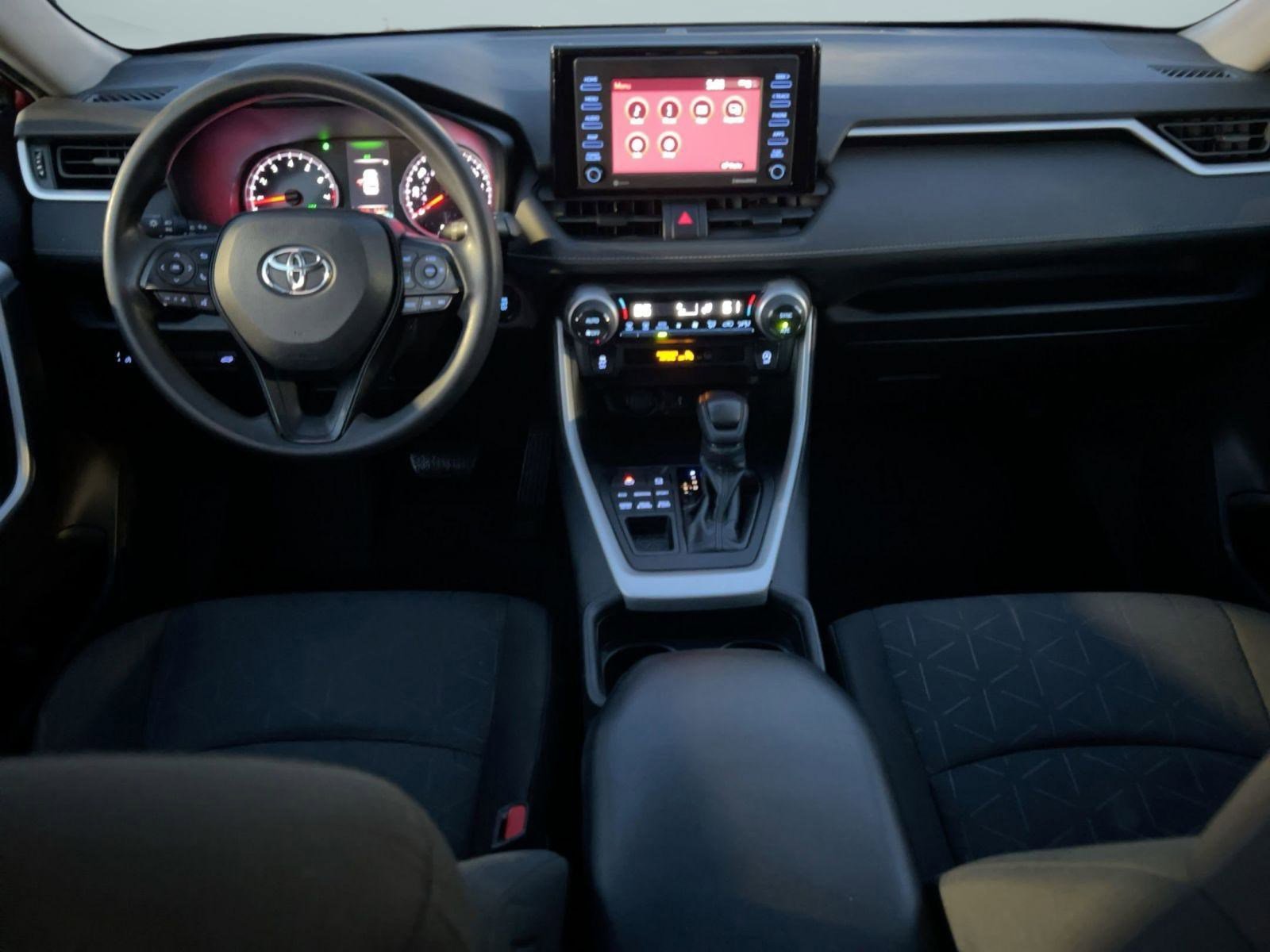 Used 2020 Toyota RAV4 XLE image 16