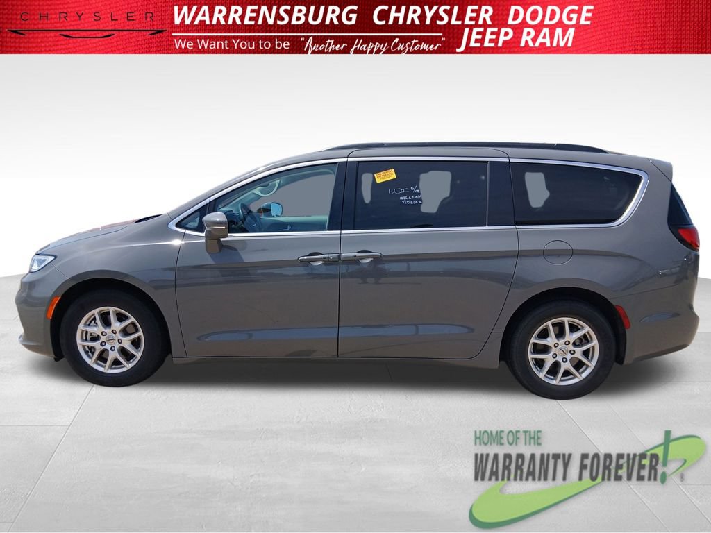 Used 2022 Chrysler Pacifica Touring-L FWD image 7