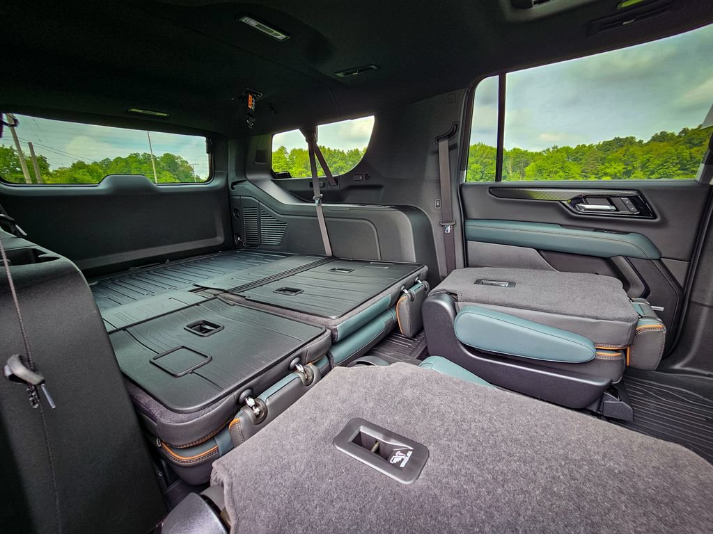 New 2026 GMC Yukon XL AT4 w/ AT4 Premium Plus Package AWD/4WD image 45