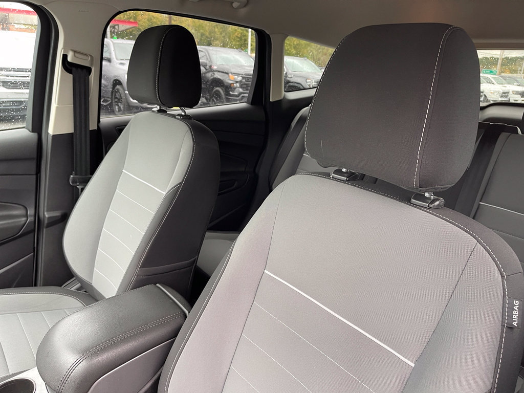 Used 2014 Ford Escape SE w/ Equipment Group 201A FWD image 9