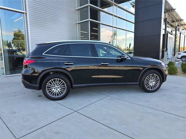 Certified 2026 Mercedes-Benz GLC 300 4MATIC image 2