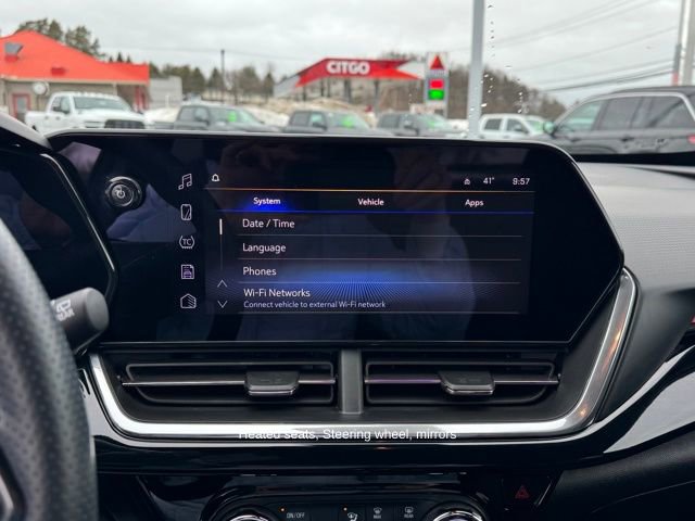 Used 2024 Chevrolet Trax RS w/ Sunroof Package image 18