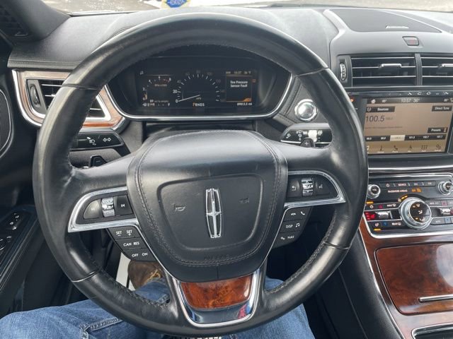 Used 2017 Lincoln Continental Select w/ Climate Package image 15