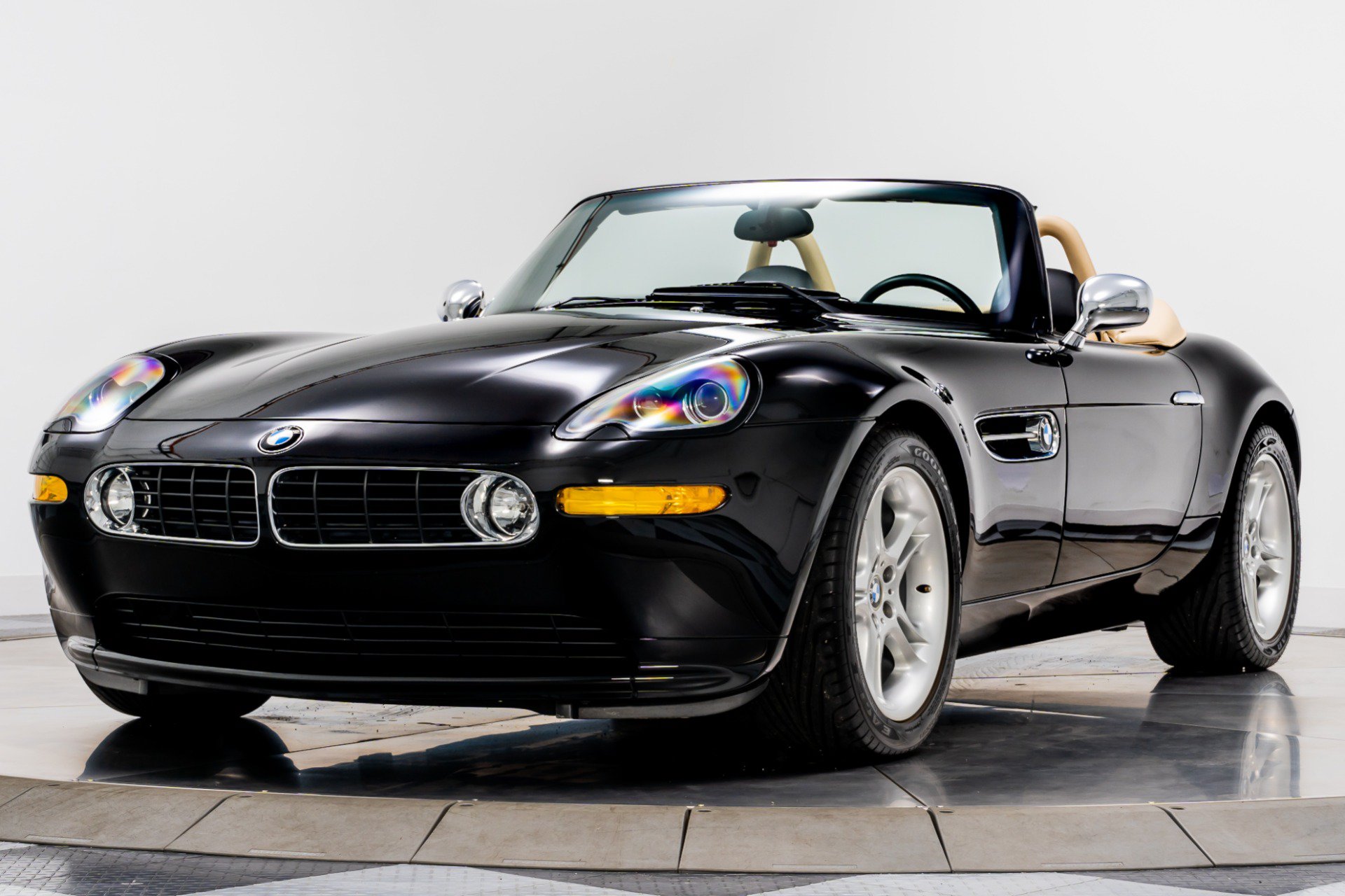 Used 2001 BMW Z8 RWD image 5