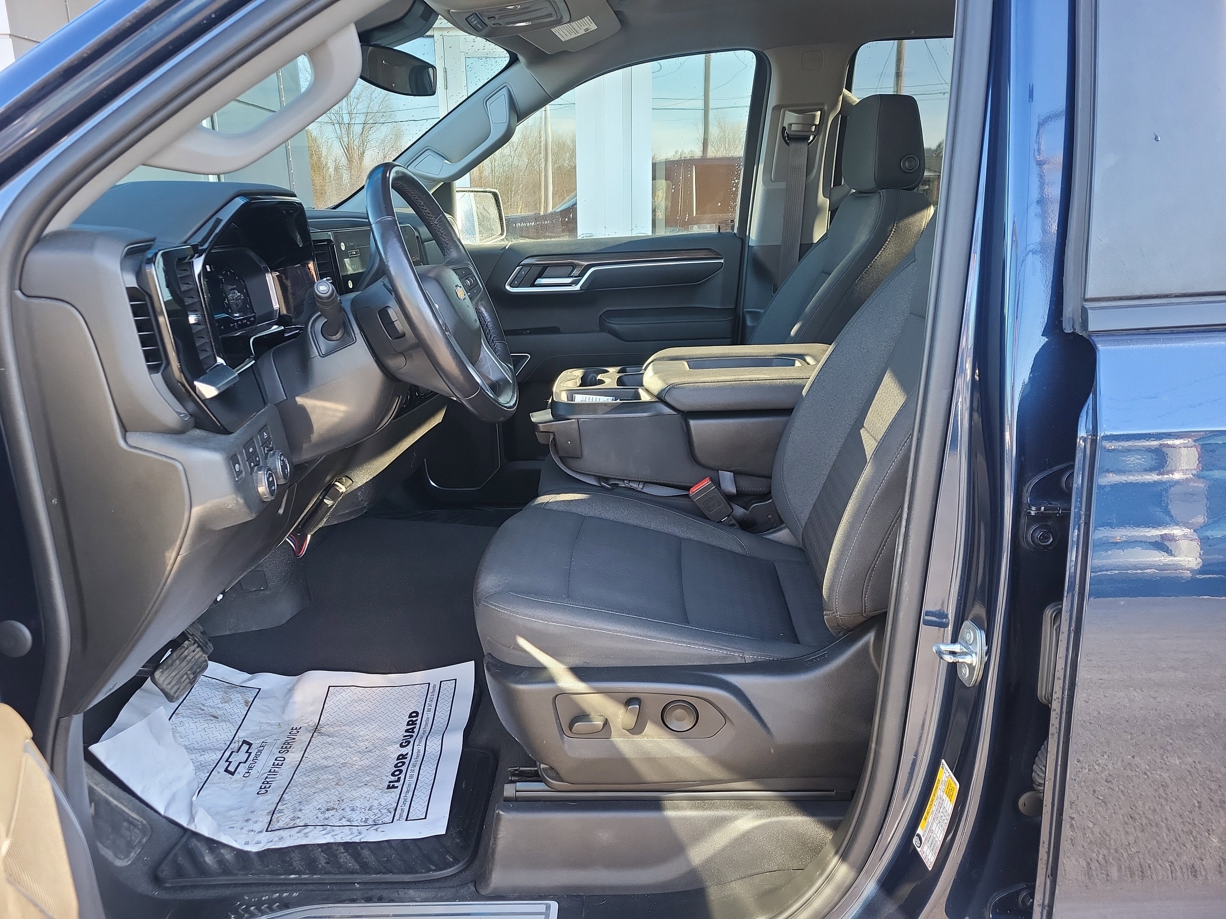 Certified 2022 Chevrolet Silverado 1500 LT image 5