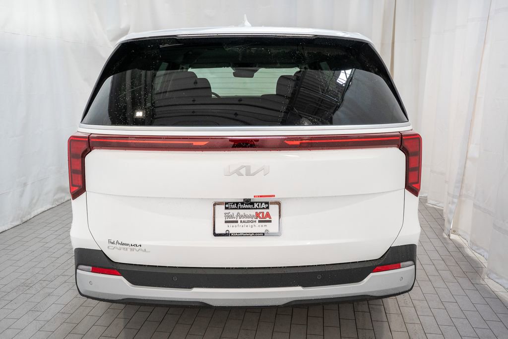 New 2026 Kia Carnival LX image 5