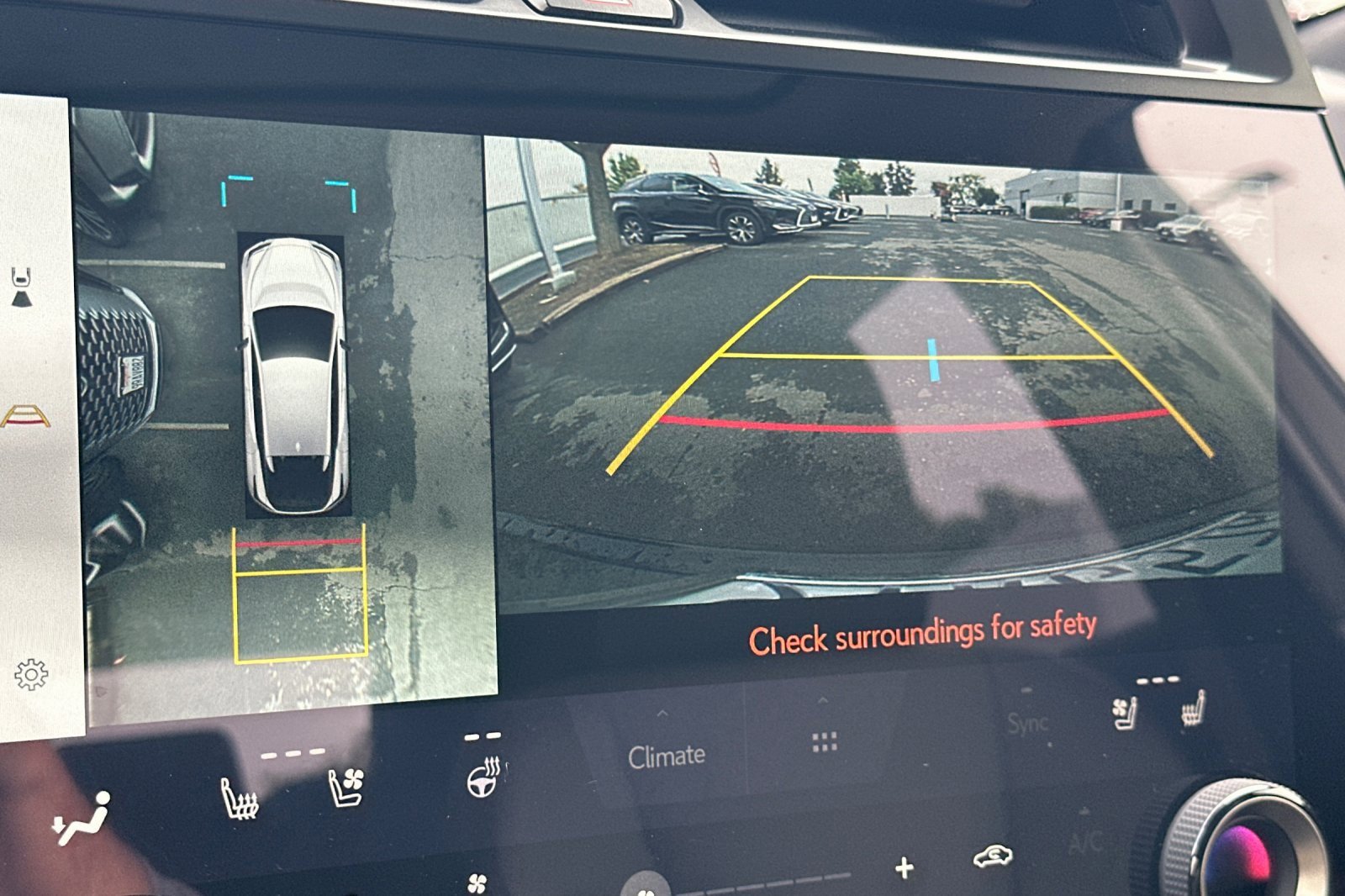 Used 2025 Lexus RZ 300e image 16