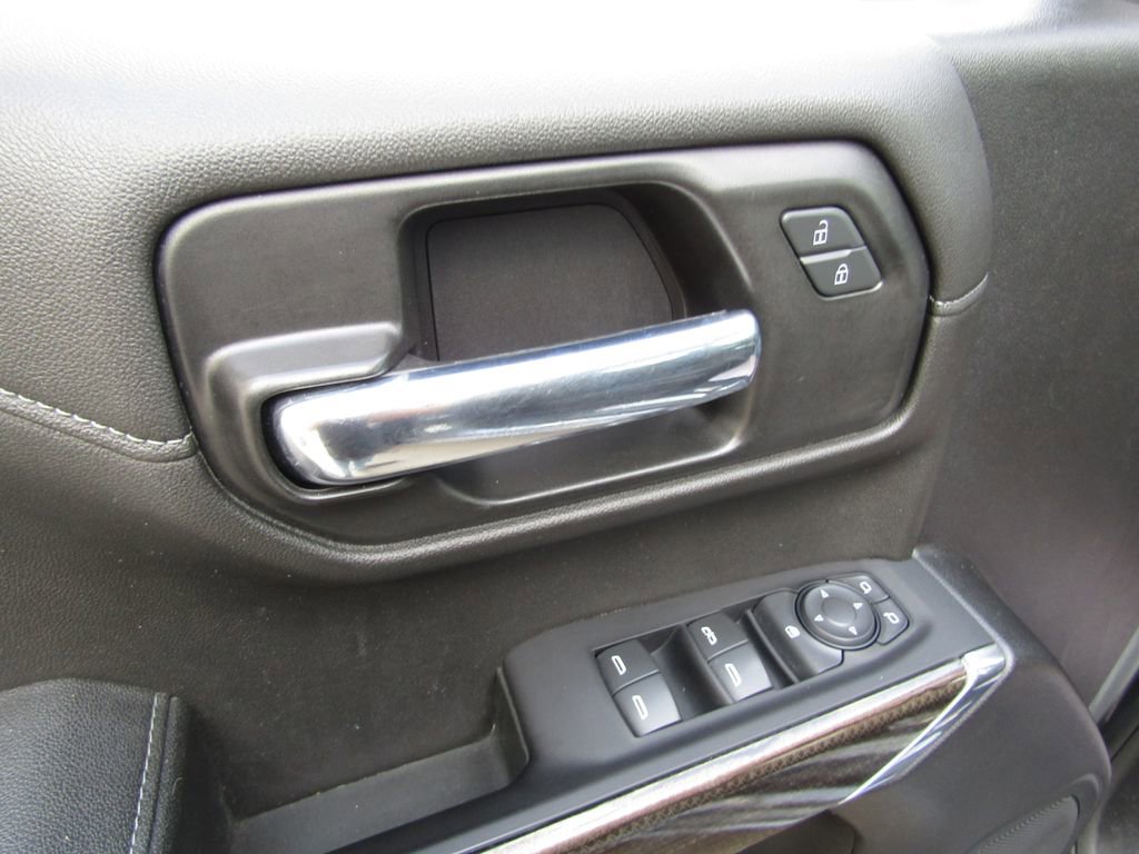 Used 2021 Chevrolet Silverado 1500 LT Trail Boss image 20