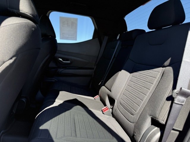 Certified 2025 Hyundai Santa Cruz SE image 17