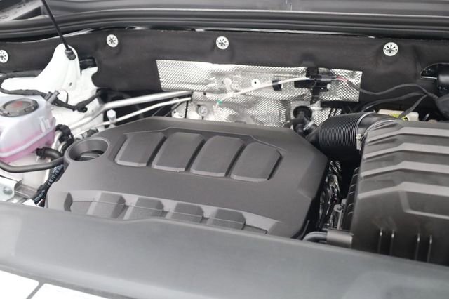 New 2026 Volkswagen Atlas Cross Sport SE image 23