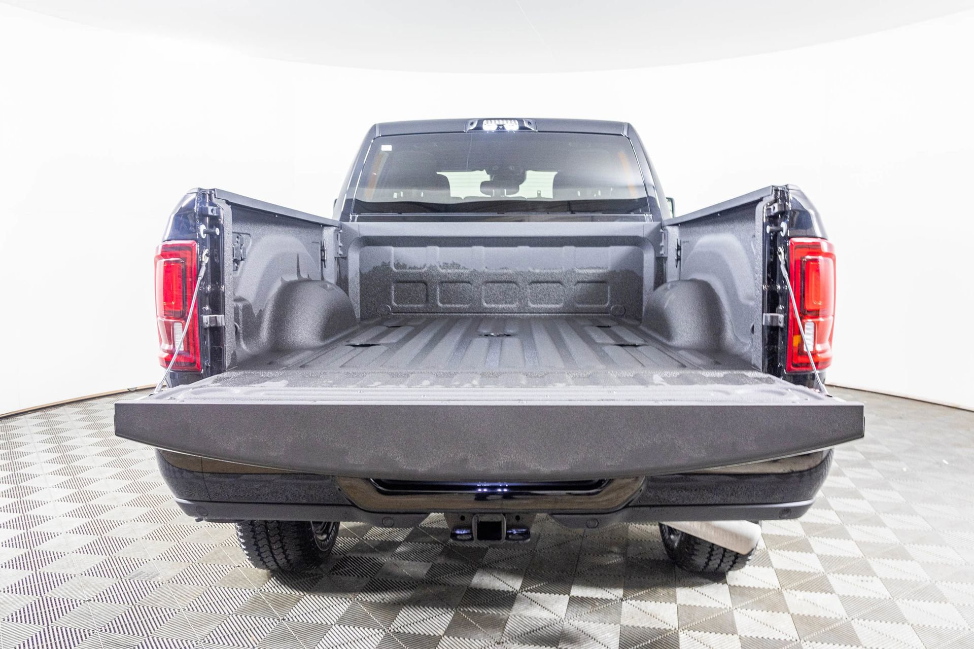 New 2025 RAM 2500 Big Horn image 37