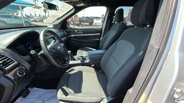 Certified 2018 Ford Explorer XLT FWD image 19