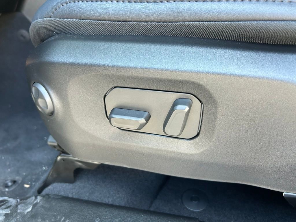 New 2026 Jeep Wrangler Unlimited Rubicon image 17