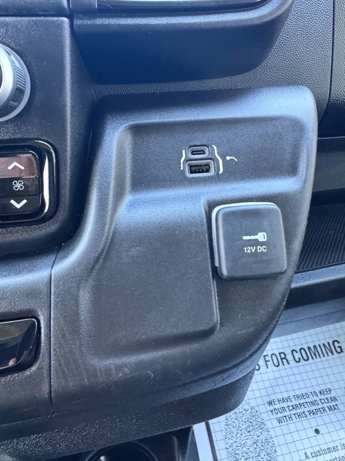 Used 2023 RAM ProMaster 2500 image 30