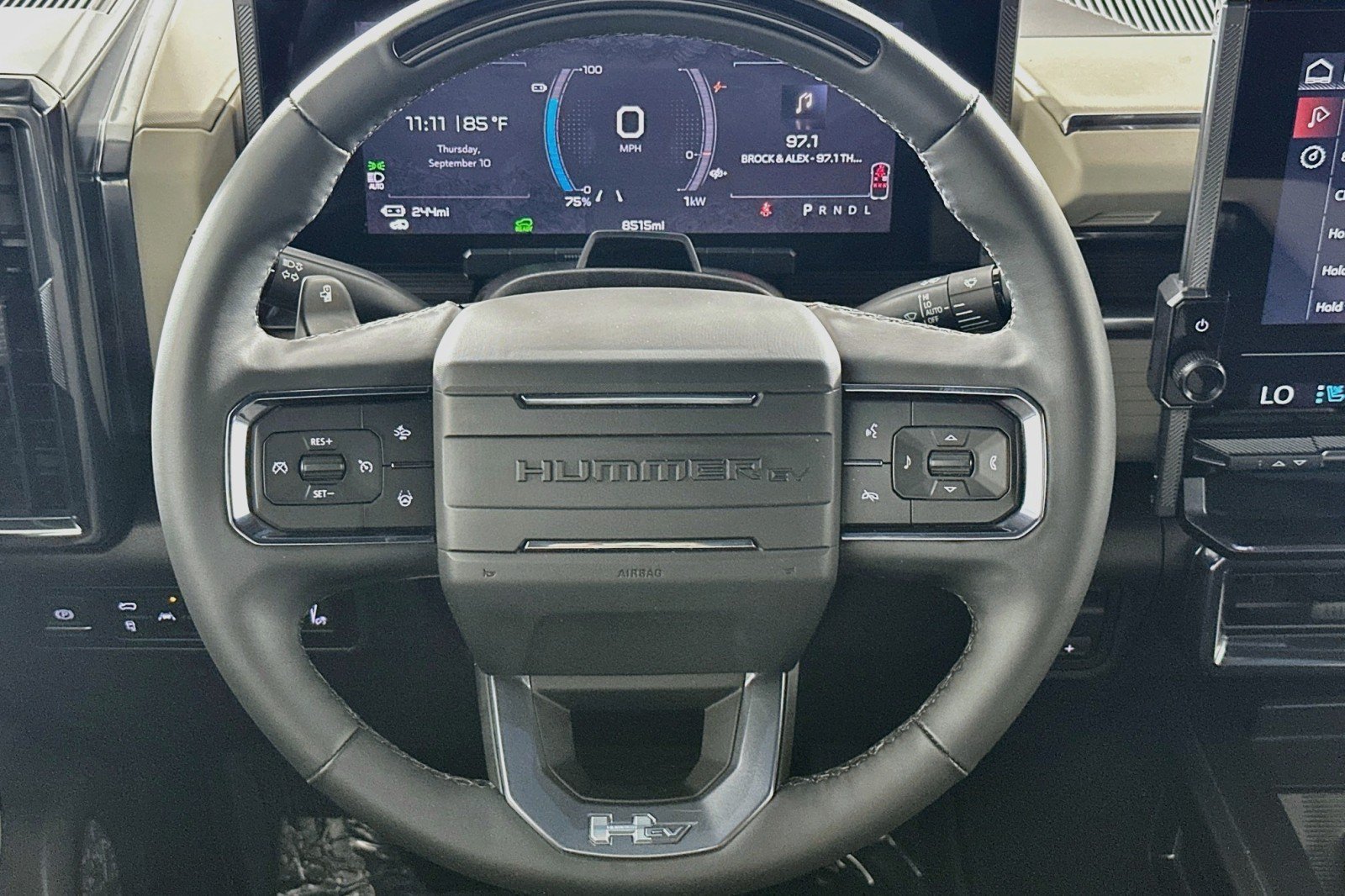 Used 2026 GMC Hummer EV SUV AWD/4WD image 17