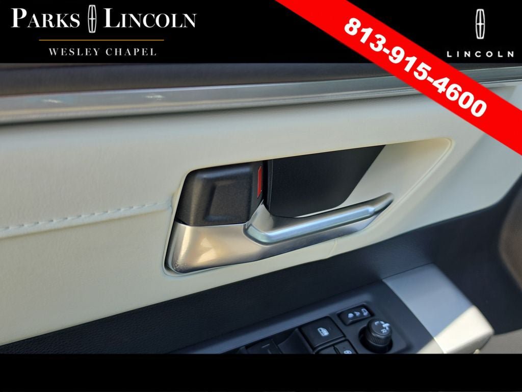 Used 2025 Toyota Tundra Capstone AWD/4WD image 15