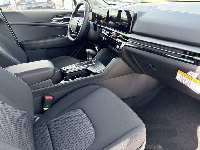 New 2026 Kia Sportage LX image 16