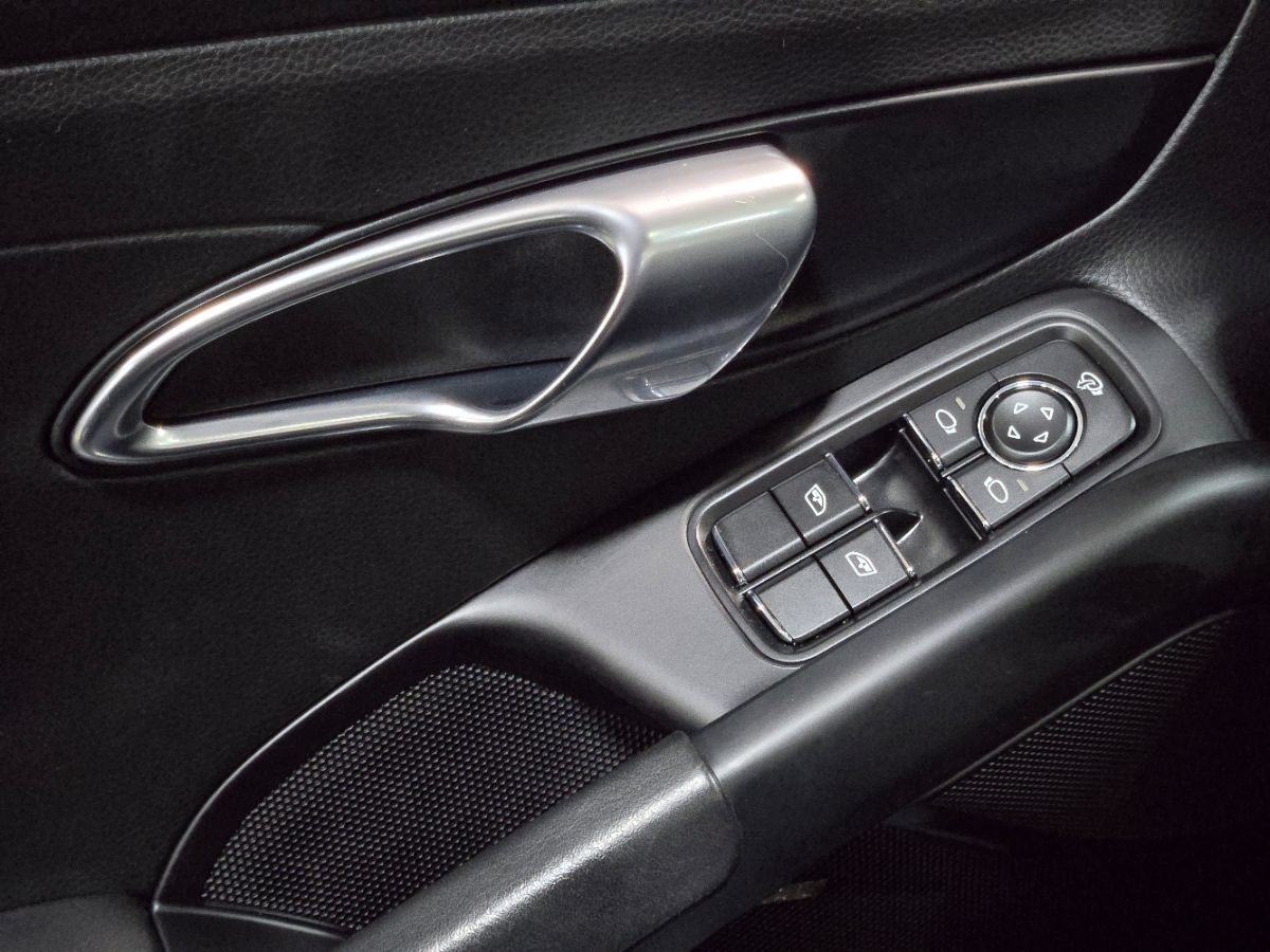 Used 2021 Porsche 718 Cayman S RWD image 43